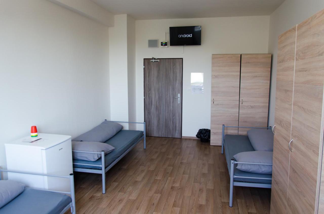 Ubytovna Milex Nové Mesto nad Váhom Exterior foto